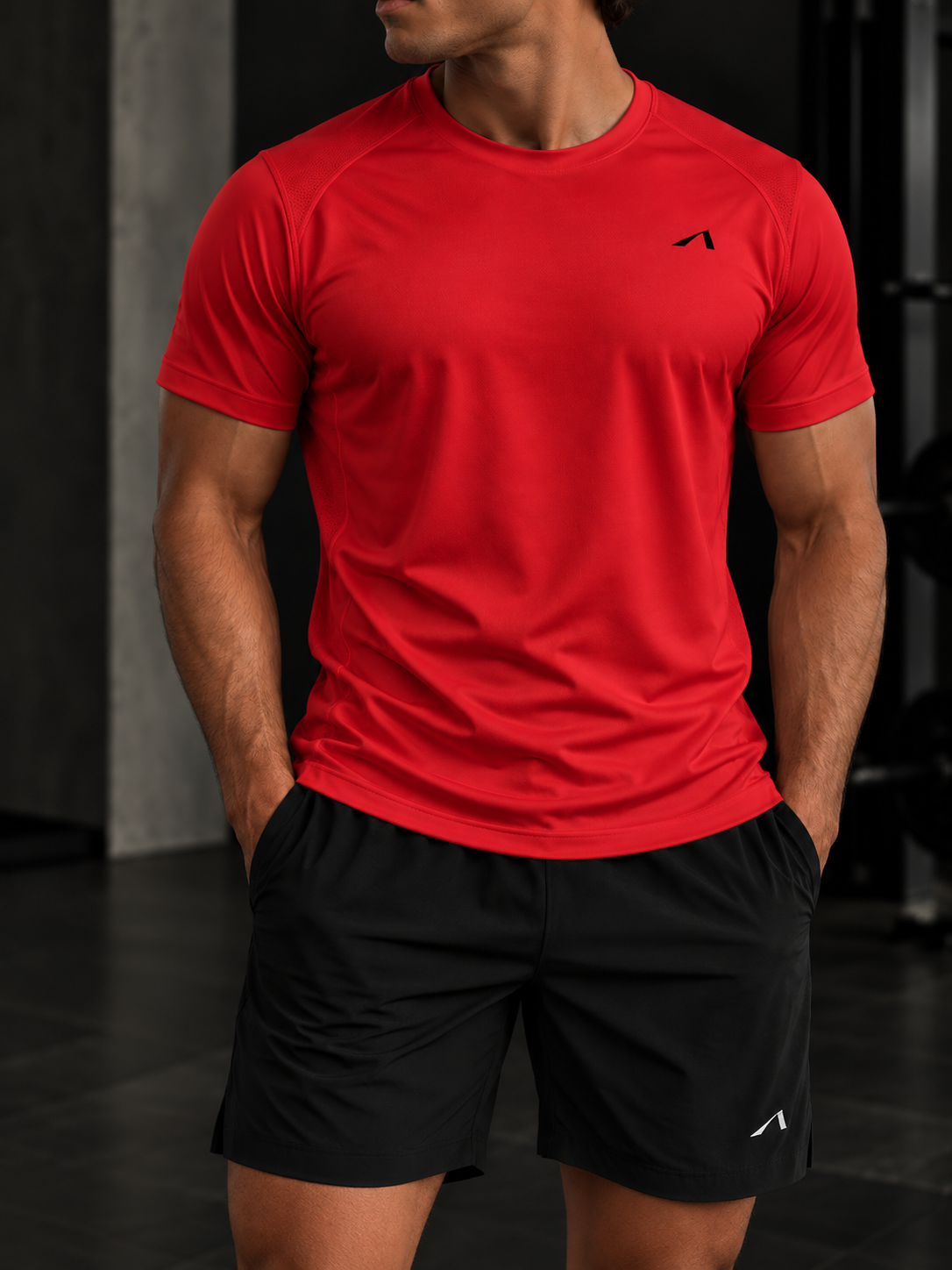 Men’s Regular Fit Performance T-Shirt - Black Logo